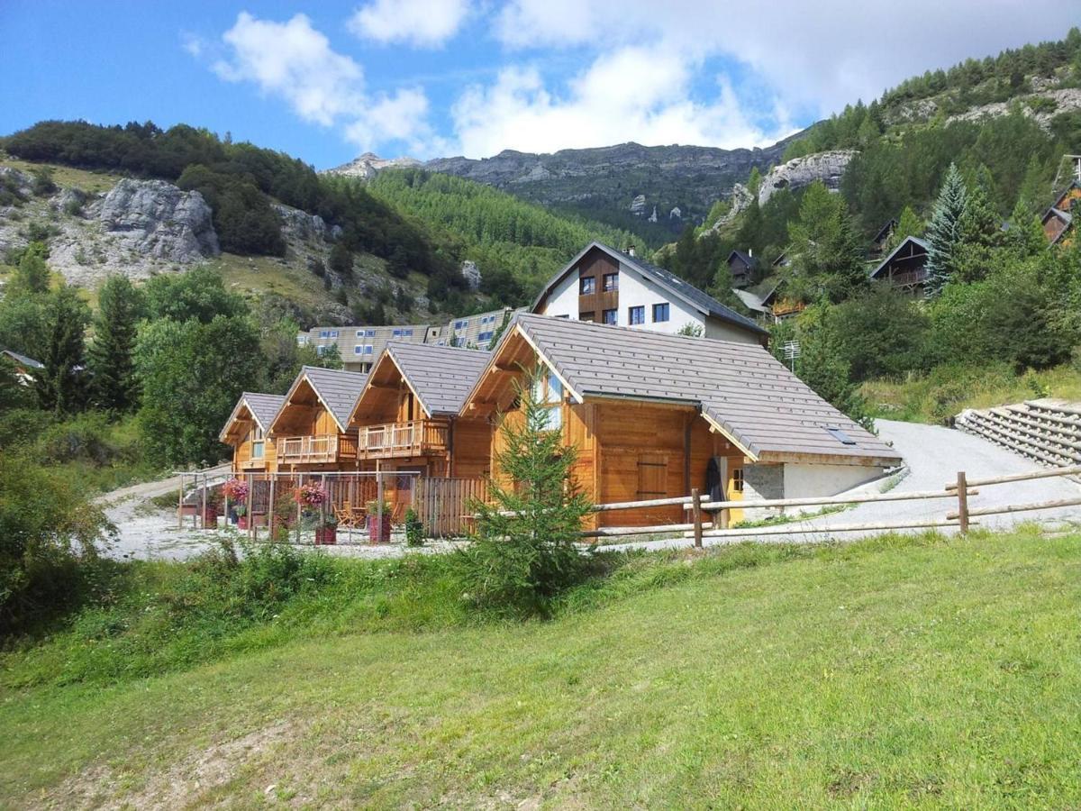 Chalet 6 Pers Avec Spa, Terrasse Plein Sud A Saint-Michel-De-Chaillol - Fr-1-393-22 Kültér fotó
